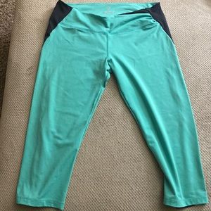 Cropped workout pants